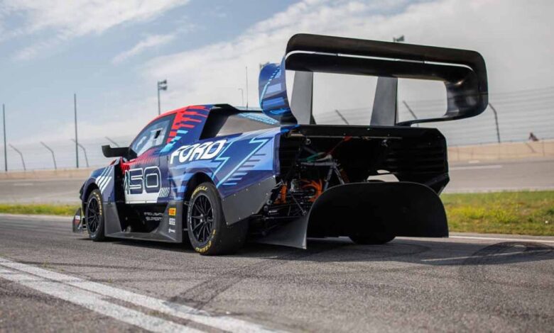 Ford pulls sheet off F-150 ‘SuperTruck’ it will race up Pikes Peak Ford pulls sheet off F-150 ‘SuperTruck’ it will race up Pikes Peak