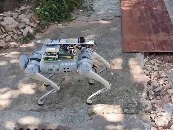 This Robotic Sniffer Dog Captures Hazardous Air Samples So You Don’t Have To This Robotic Sniffer Dog Captures Hazardous Air Samples So You Don’t Have To