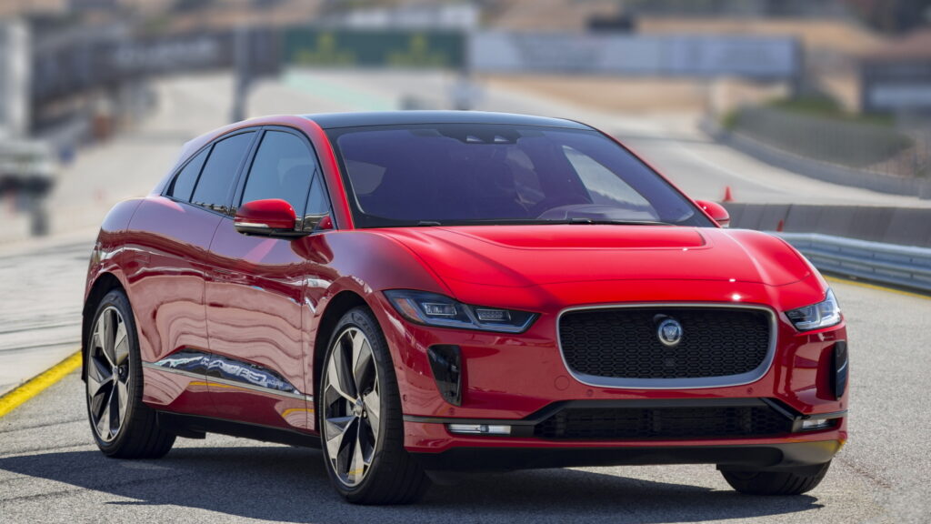  Jaguar’s Canadian Dealers Threaten Lawsuit Over JLR’s EV Shift