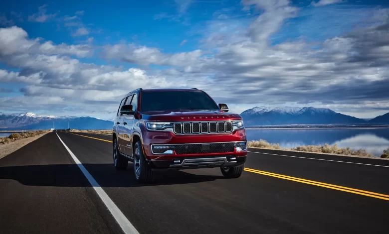 Jeep Wagoneer 3-row SUV will go electric too—with range-extender Jeep Wagoneer 3-row SUV will go electric too—with range-extender