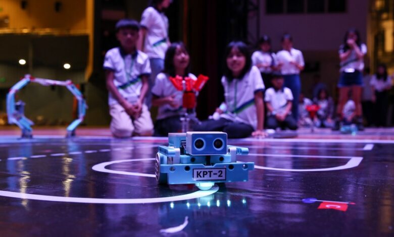 Young innovators showcase robotic skills at Myanmar’s World Robot Contest-Xinhua Young innovators showcase robotic skills at Myanmar’s World Robot Contest-Xinhua