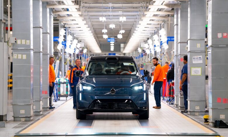 Volvo’s Electric EX90 Hits Production Volvo’s Electric EX90 Hits Production