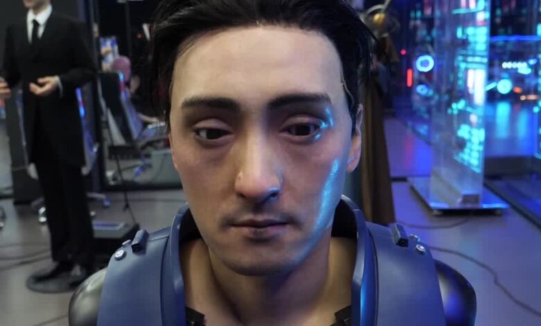 Humanoid robots come to life in Chinese factory Humanoid robots come to life in Chinese factory