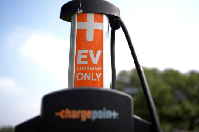 Oil and gas groups suing Biden EPA over ‘EV mandate’ Oil and gas groups suing Biden EPA over ‘EV mandate’