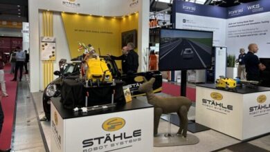 EXPO NEWS Day 1: Stähle displays its advanced driving robots