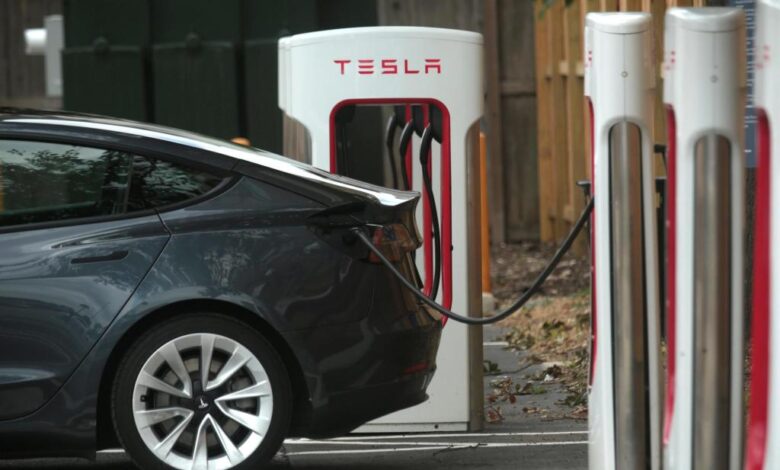 Thefts of charging cables pose another obstacle to appeal of electric vehicles – Orange County Register Thefts of charging cables pose another obstacle to appeal of electric vehicles – Orange County Register
