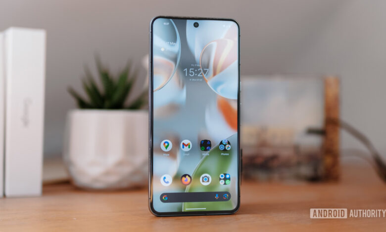 The Pixel 9 could let you create your own stickers with generative AI The Pixel 9 could let you create your own stickers with generative AI
