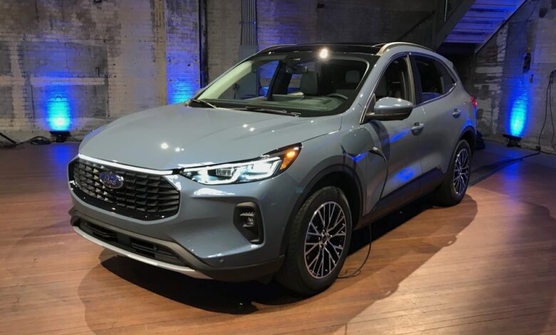 Hybrid vehicles aren’t just an EV bridge, Ford CEO Farley says Hybrid vehicles aren’t just an EV bridge, Ford CEO Farley says