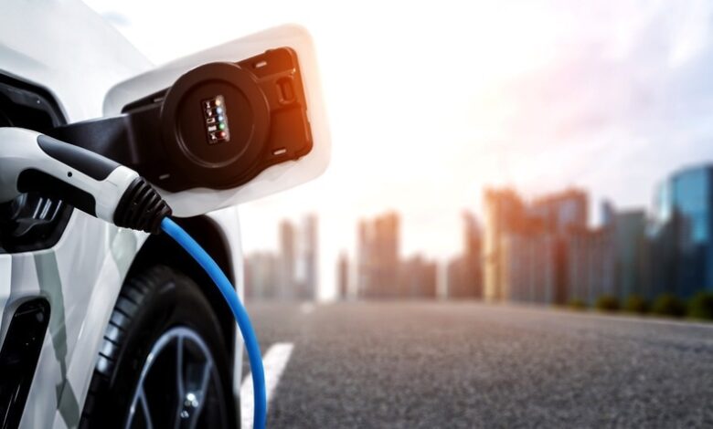 Fast-Charging Innovations in Electric Vehicle Batteries Fast-Charging Innovations in Electric Vehicle Batteries