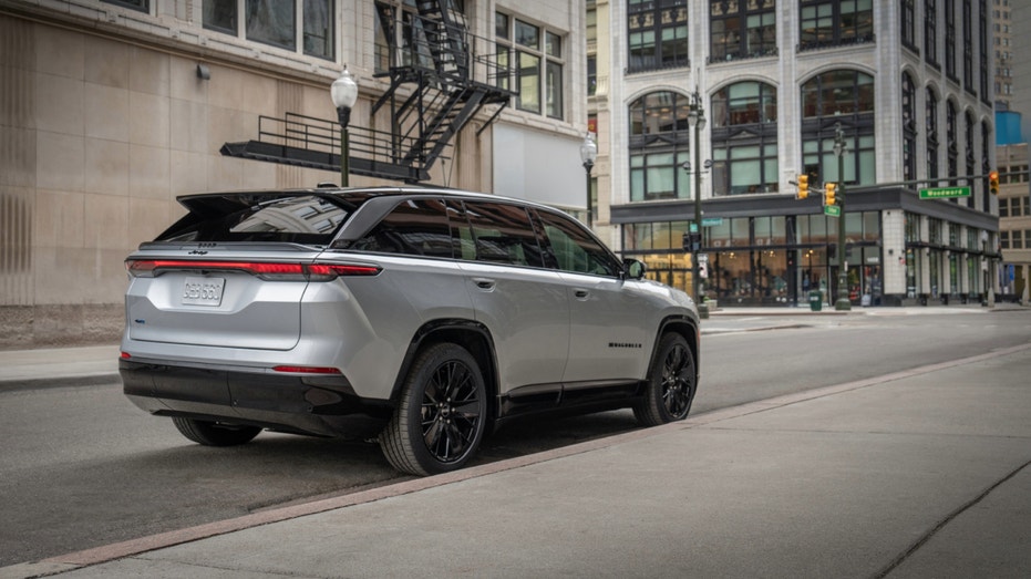 The new all-electric Jeep Wagoneer S.