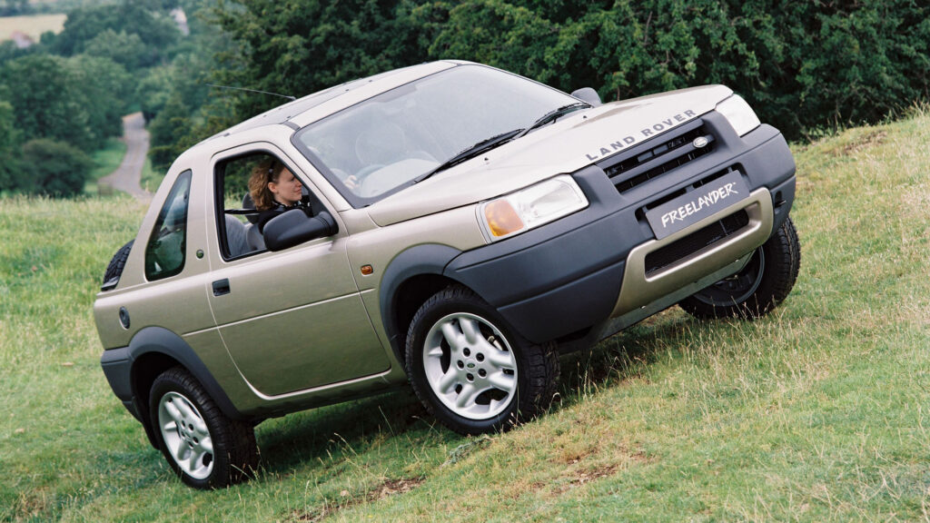  Land Rover Reboots Freelander Name As Electric Brand For China