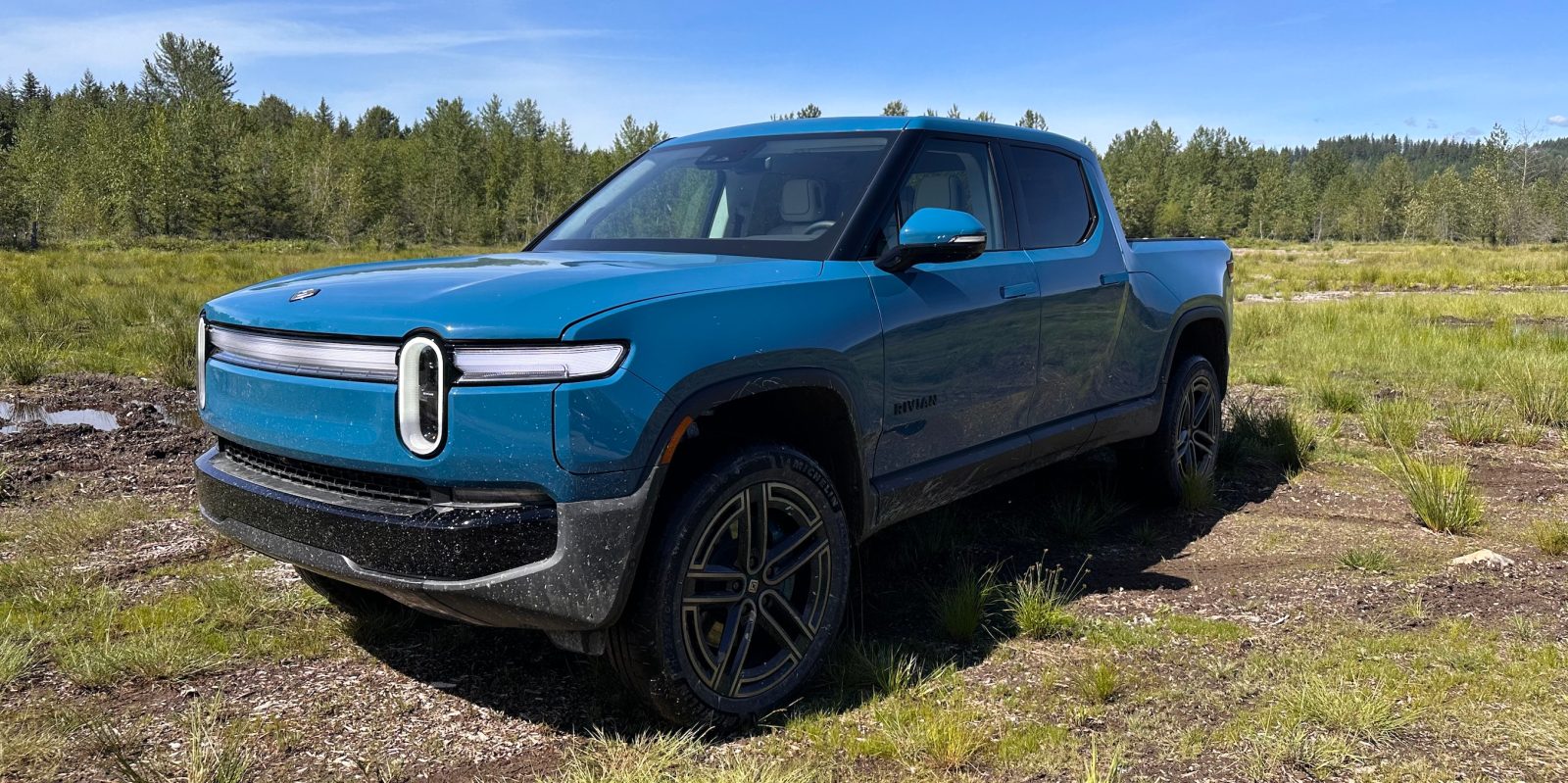 Rivian R1T second gen hero