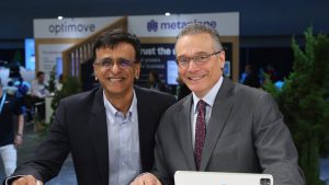 Snowflake CEO Sridhar Ramaswamy talks with theCUBE's Dave Vellante at Snowflake Data Cloud Summit 2024.