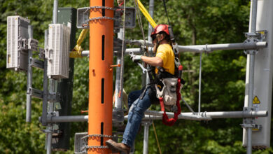 Telecommunications technicians from across US compete on high in Valley | News, Sports, Jobs