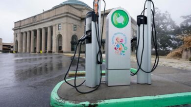 Youngkin says Virginia will ditch California clean car standards requiring phase out of new gas vehicles by 2035