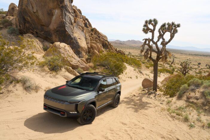 Jeep unveils all-electric Wagoneer S Trailhawk concept Jeep unveils all-electric Wagoneer S Trailhawk concept