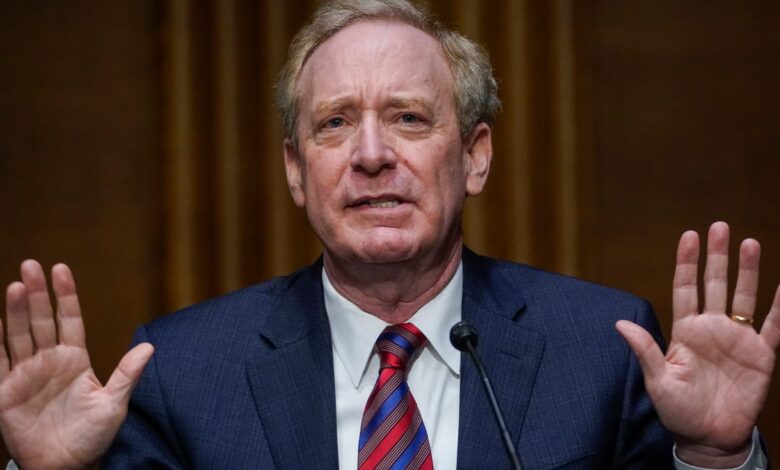 Microsoft ‘accepts responsibility’ for cybersecurity failures, top exec says Microsoft ‘accepts responsibility’ for cybersecurity failures, top exec says