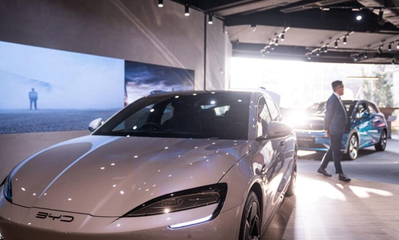 China EV Stocks Rise on Bets Tariffs Are Manageable: Street Wrap China EV Stocks Rise on Bets Tariffs Are Manageable: Street Wrap