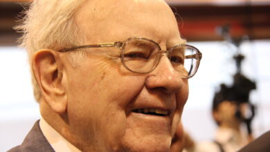 Billionaire Investor Warren Buffett Has 41% of Berkshire Hathaway’s 2 Billion Portfolio in 2 Unstoppable Artificial Intelligence (AI) Growth Stocks