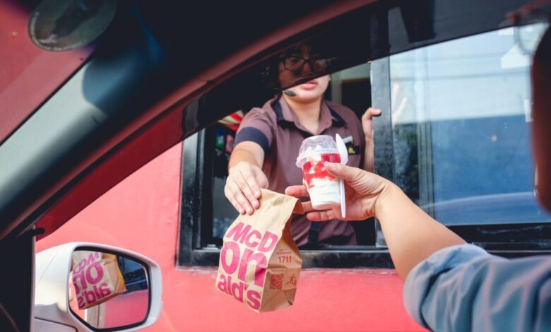 McDonald’s just fired its drive-thru AI and is turning to humans instead McDonald’s just fired its drive-thru AI and is turning to humans instead