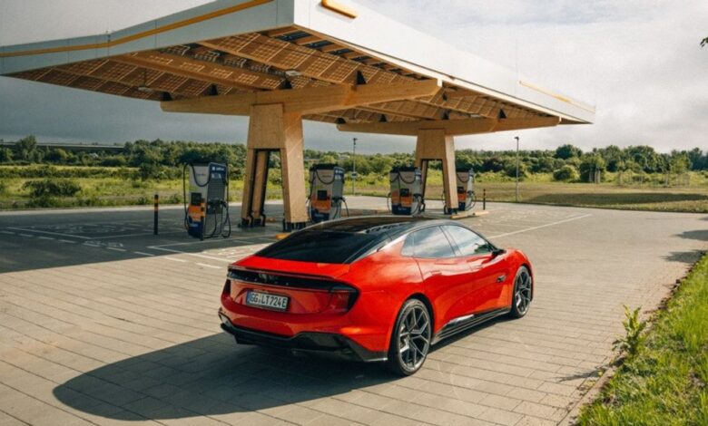 British car brand unveils revolutionary electric vehicle charger British car brand unveils revolutionary electric vehicle charger
