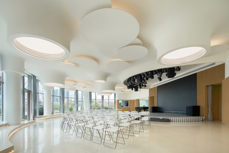 Cloud Kindergarten of Luxelakes / TEKTONN ARCHITECTS - Interior Photography, Chair