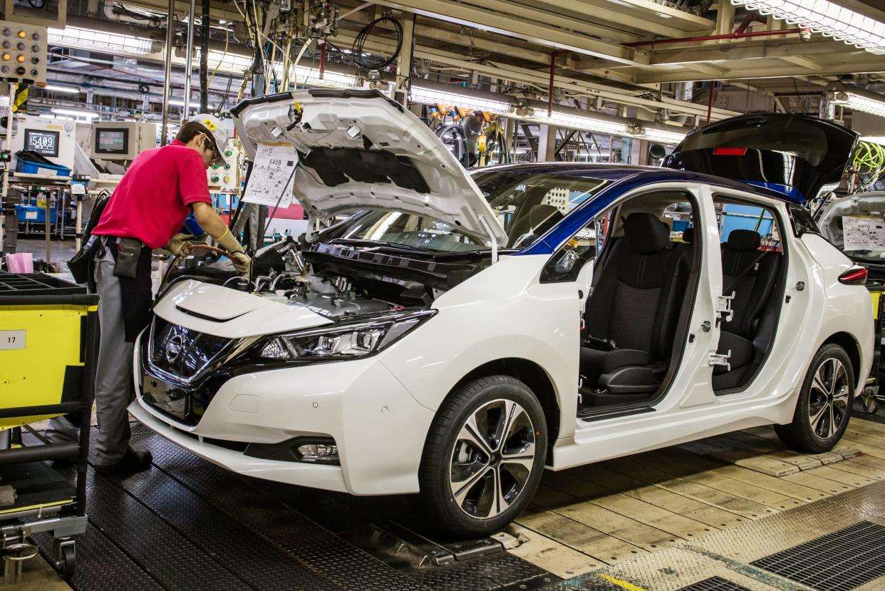 The Nissan LEAF has been completely reinvented, combining greater range with a dynamic new design and advanced technologies, representing Nissan’s technological leadership.