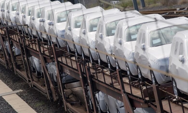 Indian automobile industry grows 19% to Rs 10.22 lakh cr in FY24: Report Indian automobile industry grows 19% to Rs 10.22 lakh cr in FY24: Report