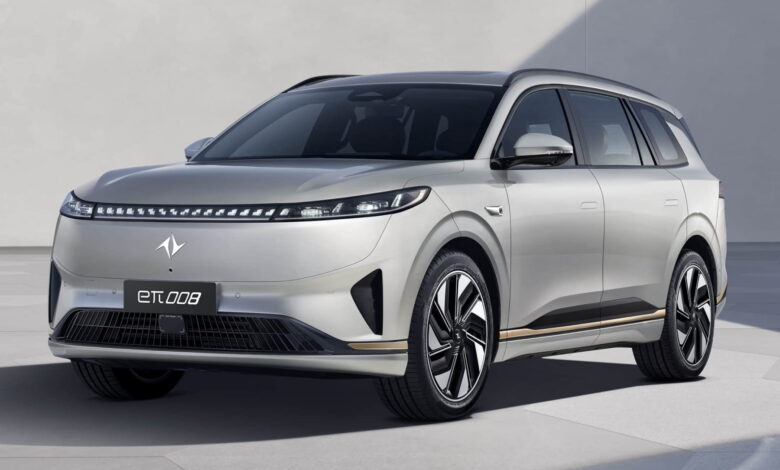 eπ 008 three-row electric SUV launched in China eπ 008 three-row electric SUV launched in China