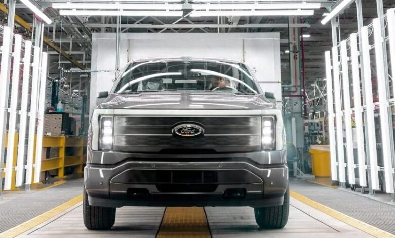 Ford To Allow All US Dealers To Sell Electric Vehicles, Scraps Model E Program – Ford Motor (NYSE:F) Ford To Allow All US Dealers To Sell Electric Vehicles, Scraps Model E Program – Ford Motor (NYSE:F)