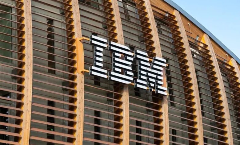 IBM Cloud: Navigating Financial Regulatory Challenges IBM Cloud: Navigating Financial Regulatory Challenges