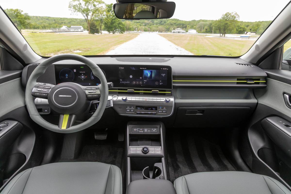 hyundai kona electric 2024 17 interior front row scaled jpg