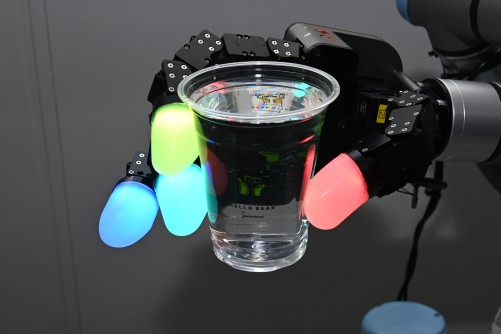 ETRI's robotic hand with tactile sensors also includes LED lights that change colors according to pressure changes. 