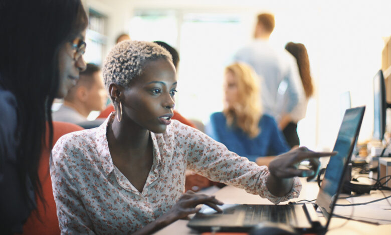 2 Artificial Intelligence (AI) Dividend Stocks You Can Buy and Hold for the Next Decade 2 Artificial Intelligence (AI) Dividend Stocks You Can Buy and Hold for the Next Decade
