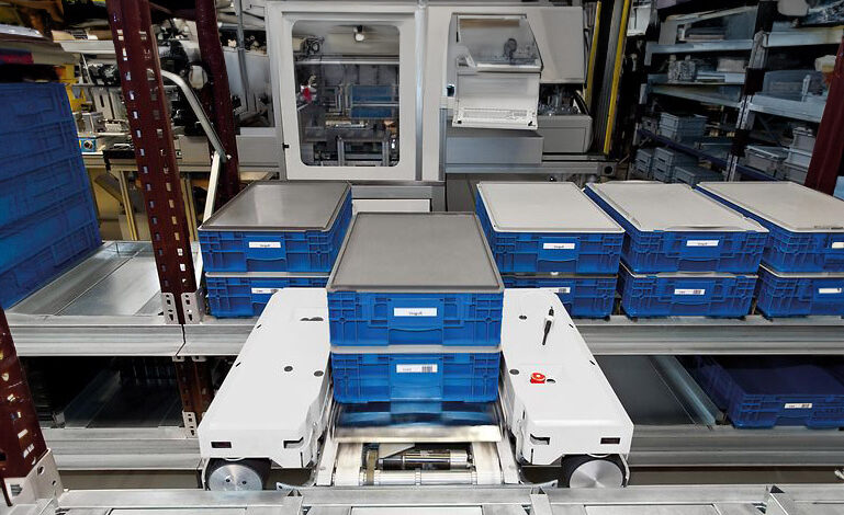 Webinar: From controllers to the cloud: Discovering the cornerstones of warehouse automation Webinar: From controllers to the cloud: Discovering the cornerstones of warehouse automation