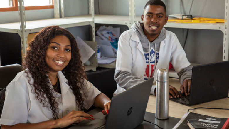 Youth Entrepreneurship Transforming Mozambique’s Future Youth Entrepreneurship Transforming Mozambique’s Future
