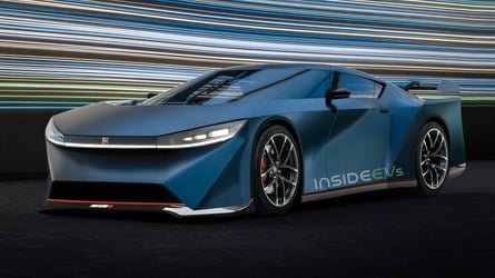 Nissan GT-R EV based on Hyper Force Concept