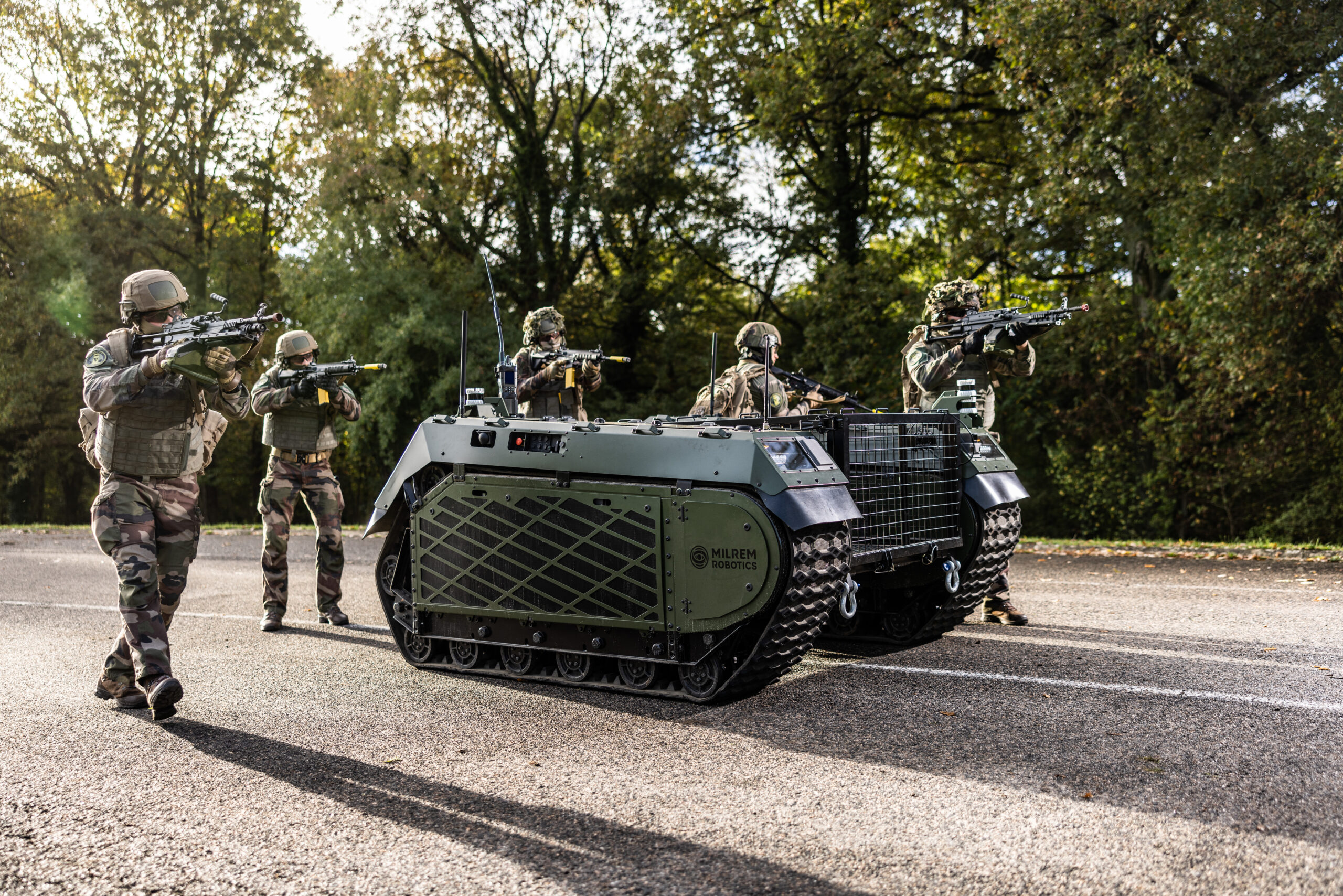 French Armed Forces and THeMIS UGV in iMUGS demonstration.