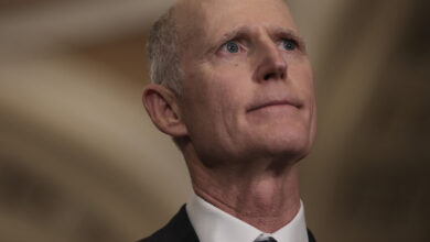 Rick Scott demands federal action in electric vehicle market