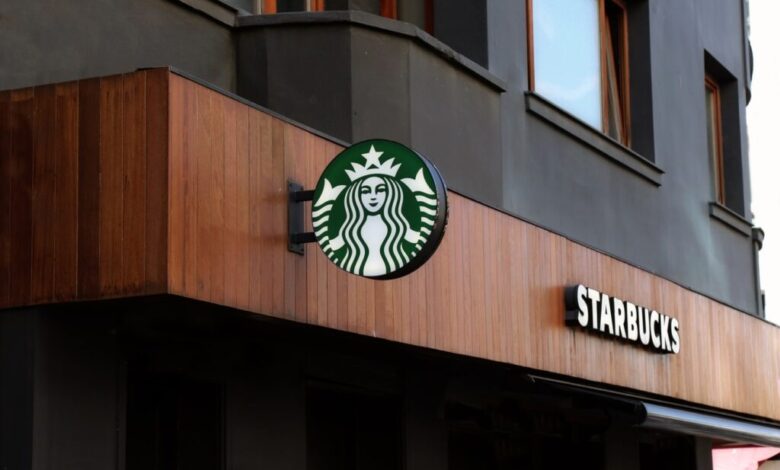 100 Robots Running Starbucks: A Glimpse Into The Future Of Coffee Shops 100 Robots Running Starbucks: A Glimpse Into The Future Of Coffee Shops