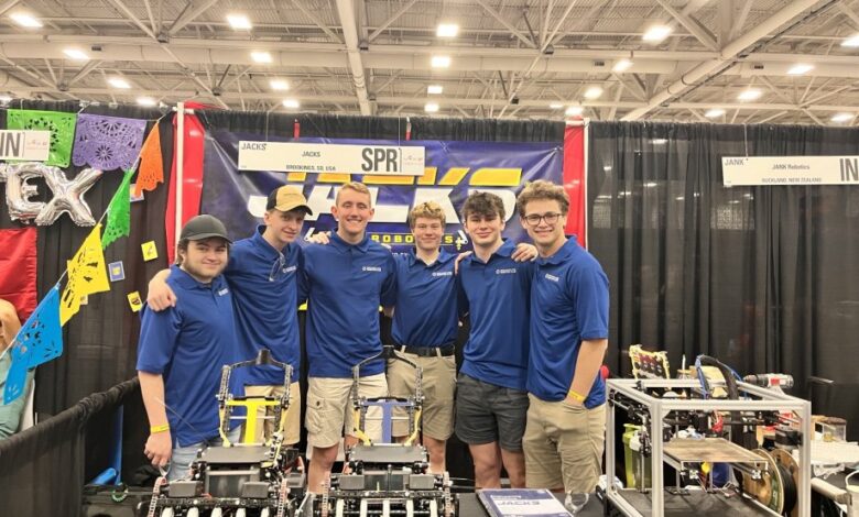 SDSU Robotics Club makes mark at Vex U World Competition SDSU Robotics Club makes mark at Vex U World Competition