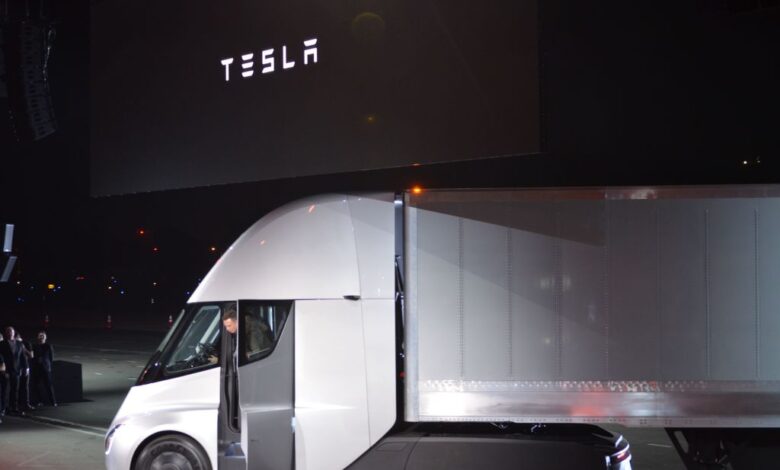 Sysco Continues Electric Truck Expansion with 10 New Additions, 800 Expected by 2026 : Tech : Tech Times Sysco Continues Electric Truck Expansion with 10 New Additions, 800 Expected by 2026 : Tech : Tech Times