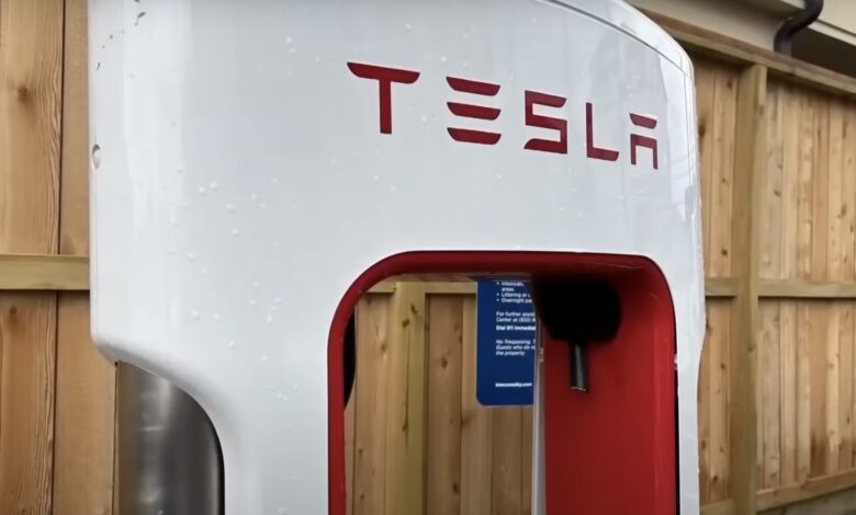 Tesla Superchargers struck as US sees surge in EV charging cable thefts Tesla Superchargers struck as US sees surge in EV charging cable thefts