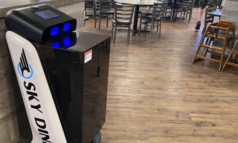 Robots are now bussing meals in several Montana restaurants alongside wait staff Robots are now bussing meals in several Montana restaurants alongside wait staff