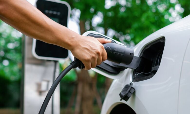 Youngkin pulls Virginia out of electric vehicle mandate Youngkin pulls Virginia out of electric vehicle mandate